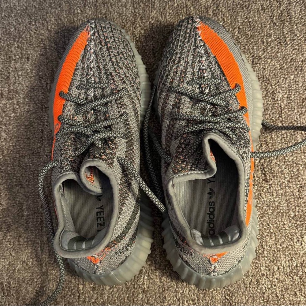 Adidas Yeezy Boost 350 V2 Sneakers